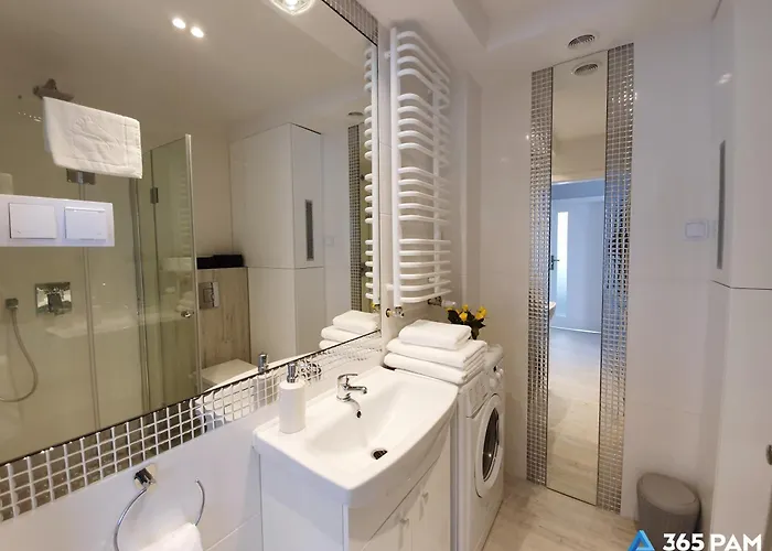 365pam - Rozany W Centrum Mielna * 미엘노