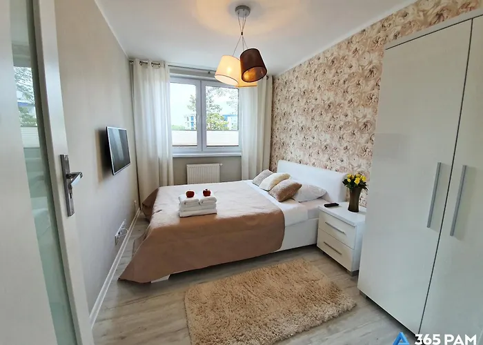 365pam - Rozany W Centrum Mielna 아파트 *